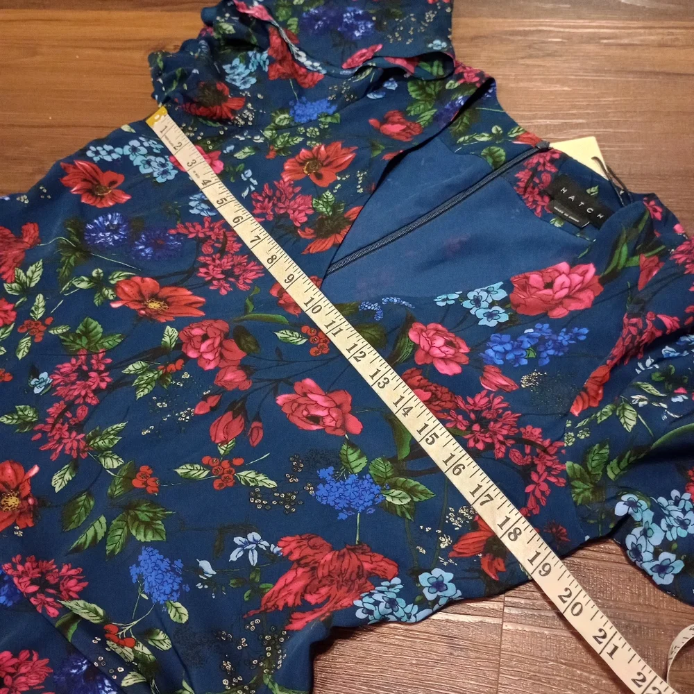 hatch the grace maternity dress in blue queen floral